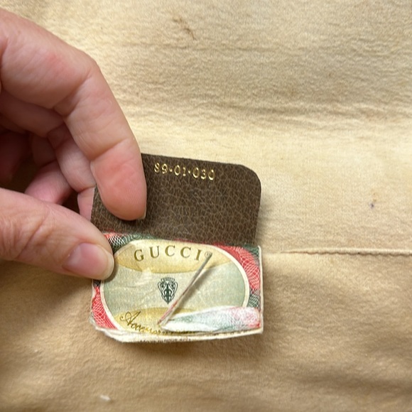 Gucci Beige/Brown GG Supreme Canvas & Leather
Vintage Accessory Edition Clutch - Picture 9 of 9